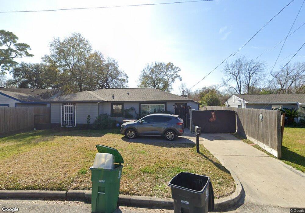 7814 Bayless Dr, Houston, TX 77017 - photo 1