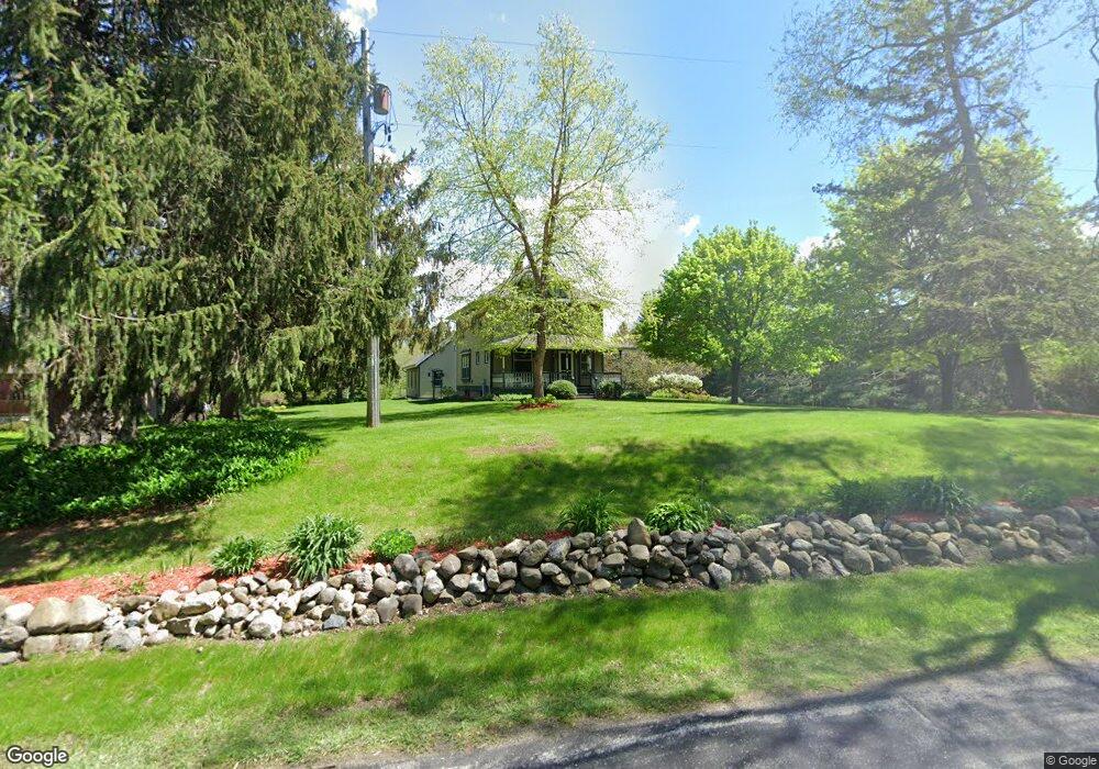 7540 Glacier Dr, West Bend, WI 53090 - photo 1