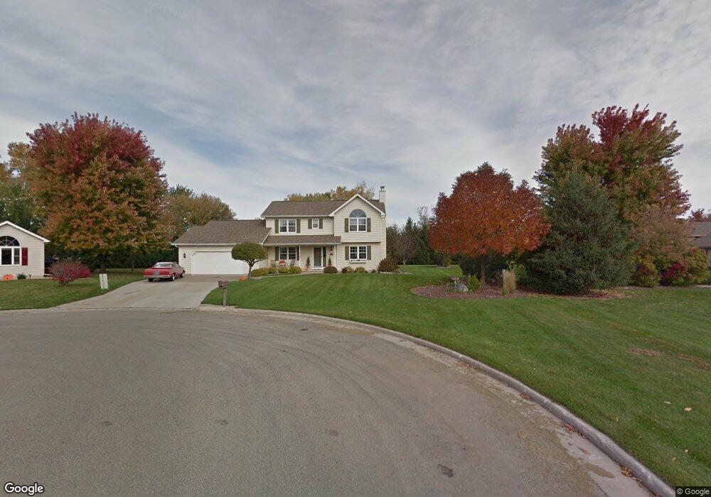 2 Chappell Ct, Appleton, WI 54914 - photo 1