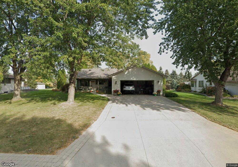 2204 W Hiawatha Dr, Appleton, WI 54914 - photo 1