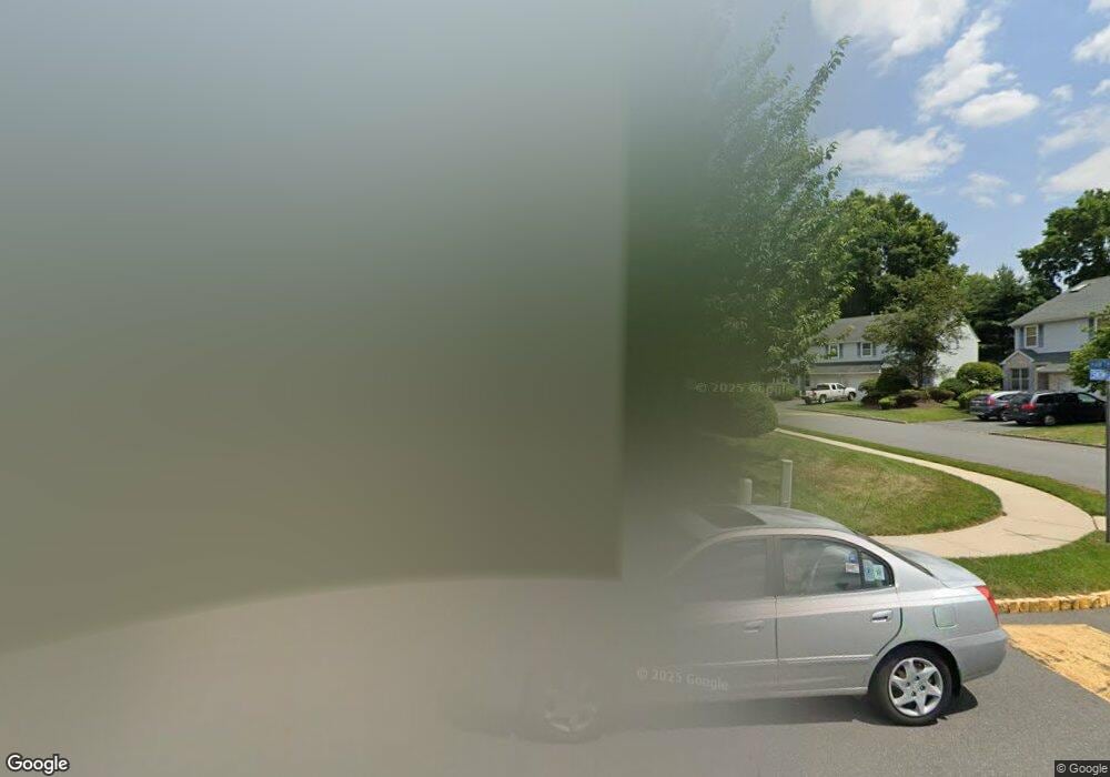 33 Snowflake Ln unit 1633, Edison, NJ 08820 - photo 1