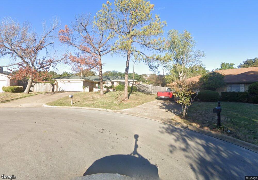 756 Aspen Ct, Hurst, TX 76054 - photo 1