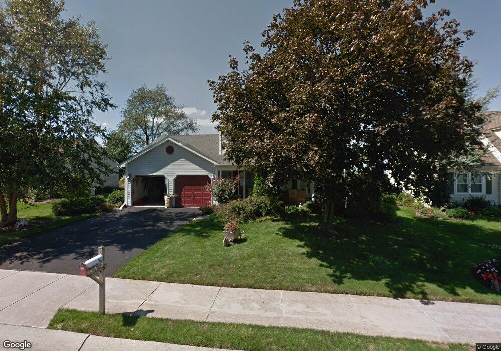 233 Cypress Ln, New Holland, PA 17557 - photo 1