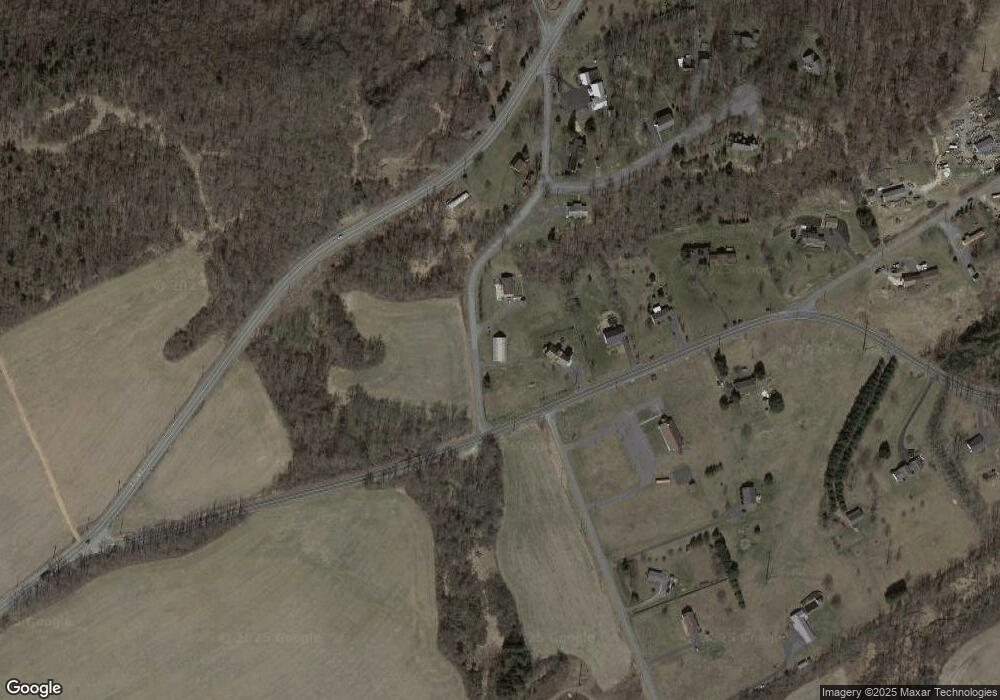 725 Dix Hill Rd, New Bloomfield, PA 17068 - photo 1