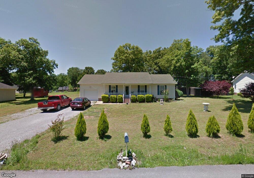 117 Whispering Oak Dr, Shelbyville, TN 37160 - photo 1