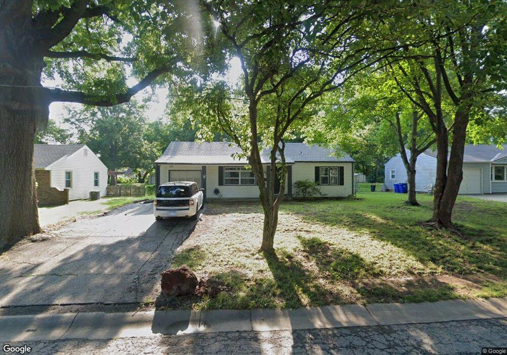 6621 Switzer St, Shawnee, KS 66203 - photo 1