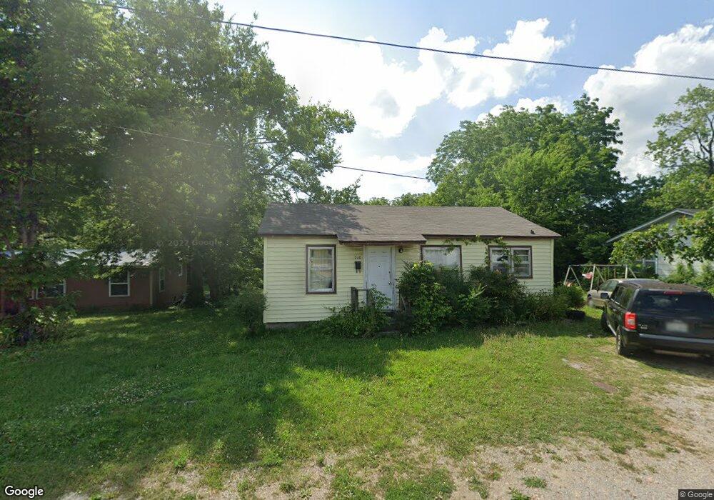 710 W Highland Dr, Manchester, TN 37355 - photo 1