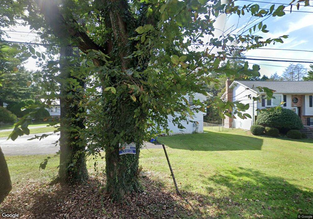 10910 Hobson St, Kensington, MD 20895 - photo 1