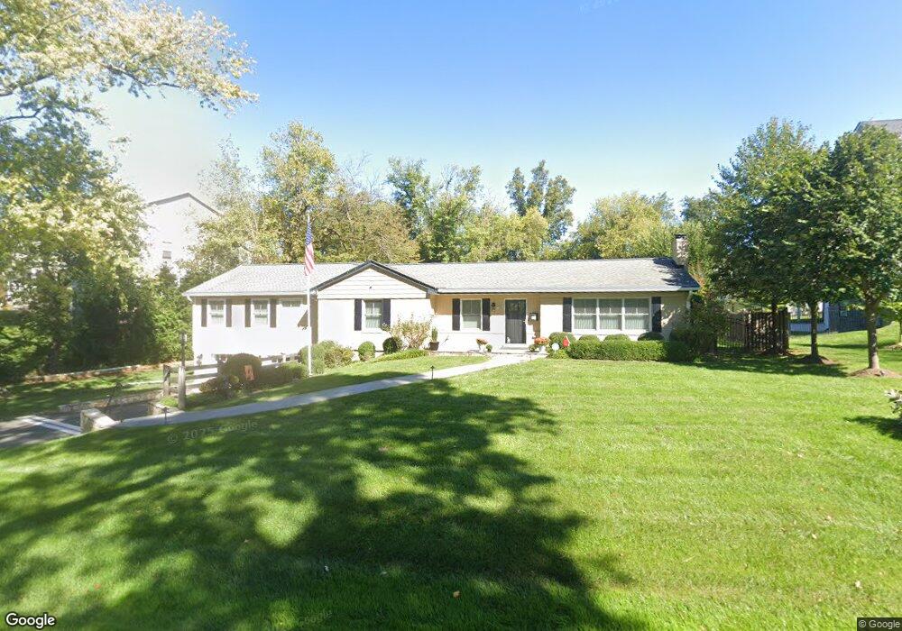 7308 Gordons Rd, Falls Church, VA 22043 - photo 1