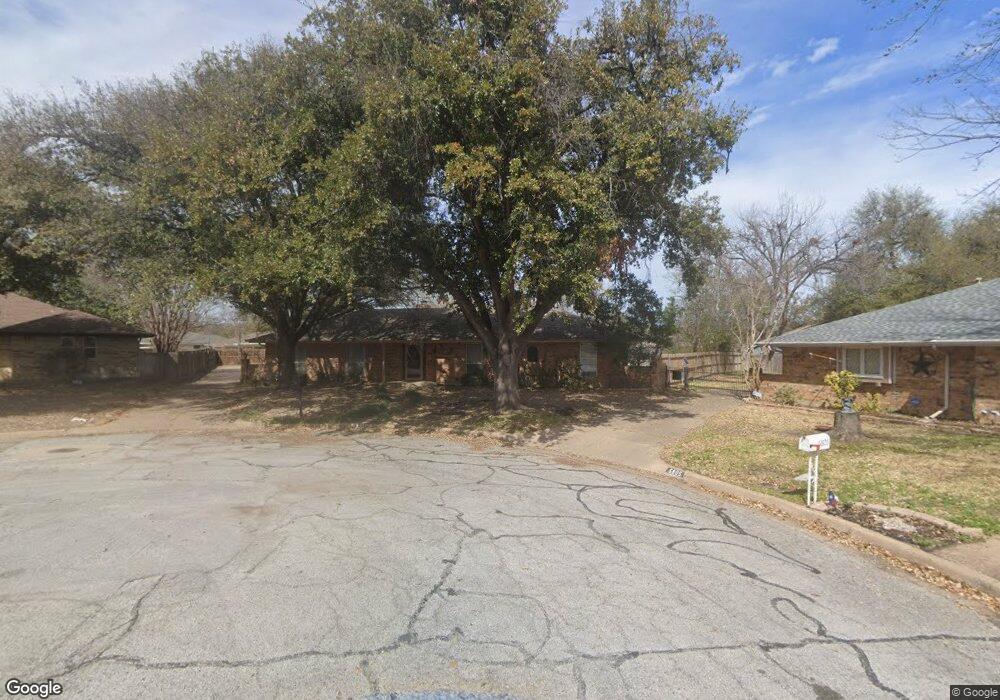 6801 Toledo Ct, Fort Worth, TX 76133 - photo 1