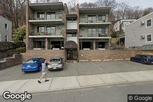 148 Undercliff Ave Unit 2, Edgewater, NJ 07020