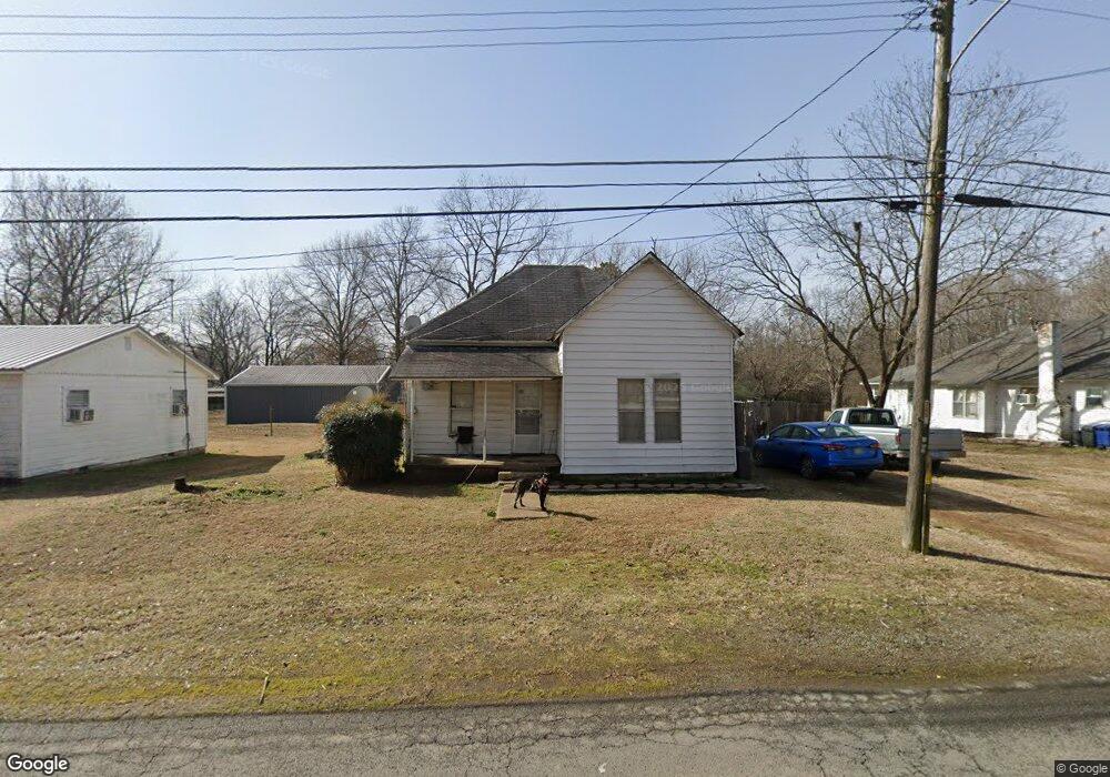 205 N Grand Ave, Mc Rae, AR 72102 - photo 1