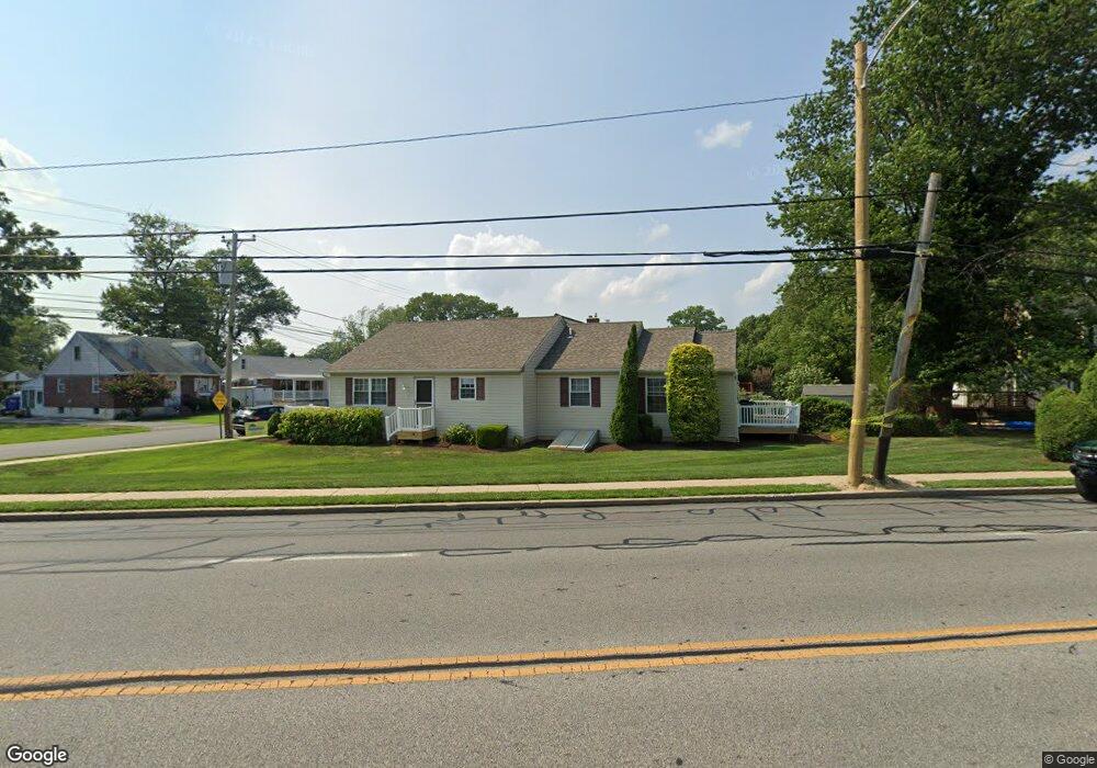 300 Kossuth Ave, Folsom, PA 19033 - photo 1