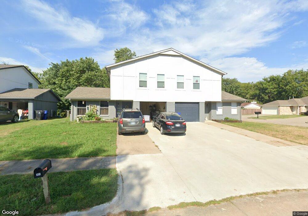 302 S Fern Ave, Broken Arrow, OK 74012 - photo 1