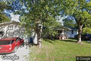 512 N Wilson St, Hurst, IL 62949