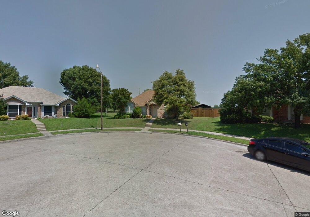 215 Yorkshire Ln, Wylie, TX 75098 - photo 1