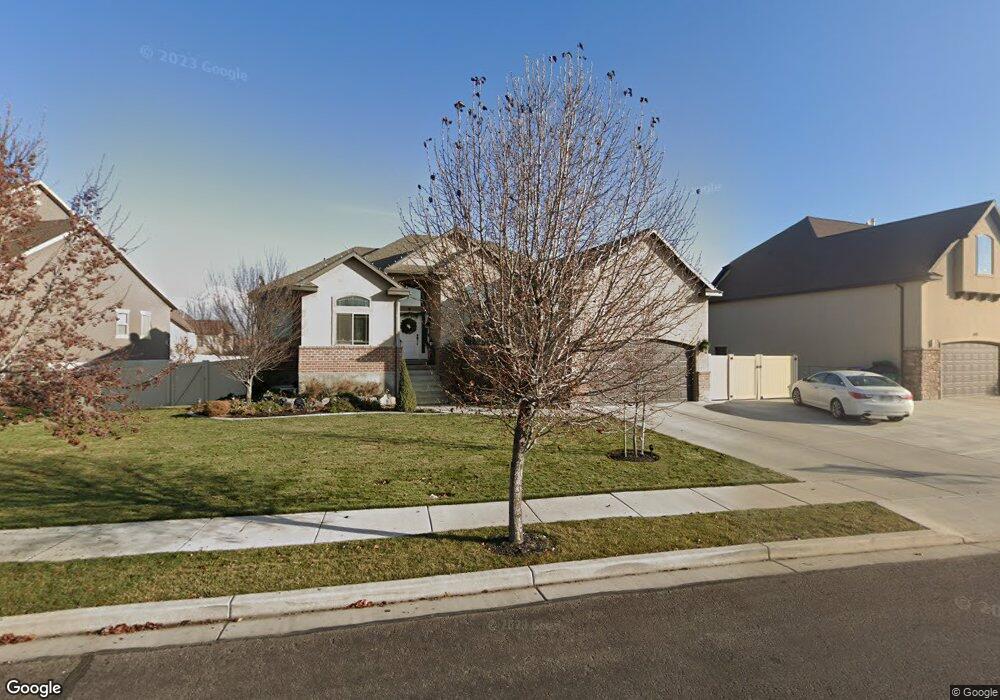 566 N Willow Haven Ave, Lehi, UT 84043 - photo 1