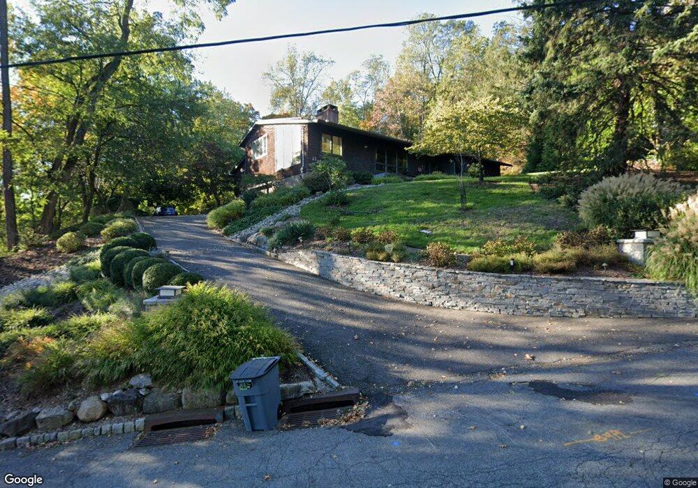 22 Farview Rd, Millburn, NJ 07041 - photo 1