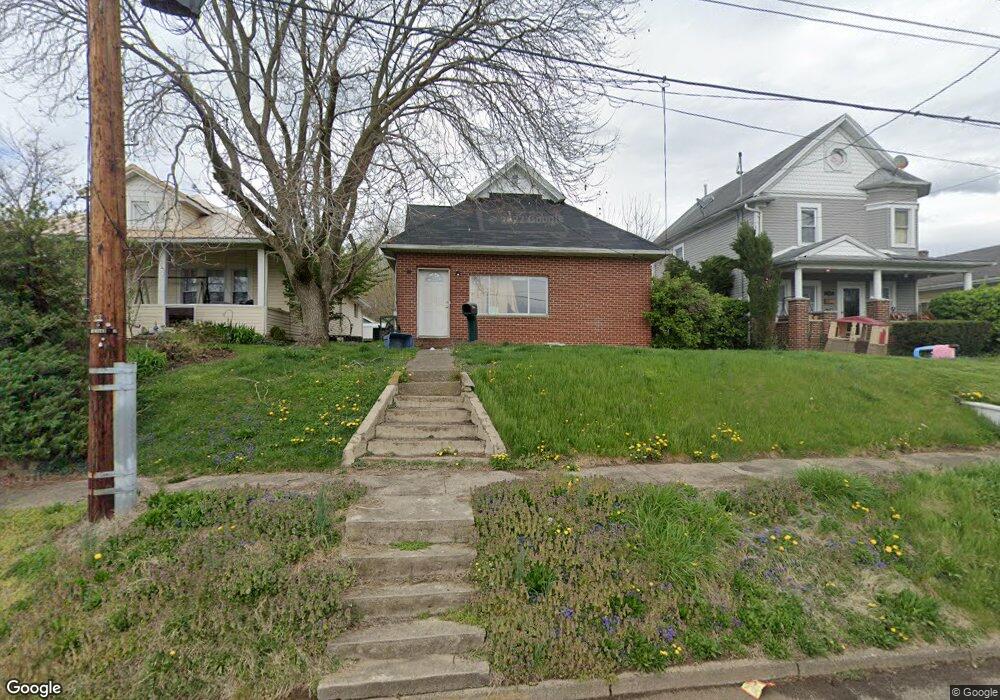 1232 Fletcher Ave, Dunbar, WV 25064 - photo 1