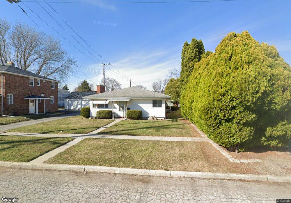 240 Ash Ave, Findlay, OH 45840 - photo 1