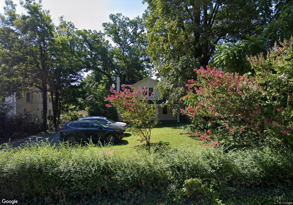 910 Rugby Rd unit 2 Unfurnished, Charlottesville, VA 22903 - photo 1