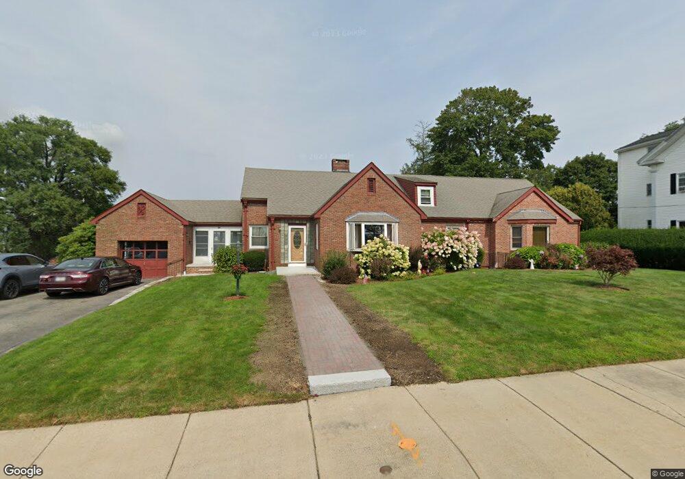 34 Warren Ave, Woburn, MA 01801 - photo 1