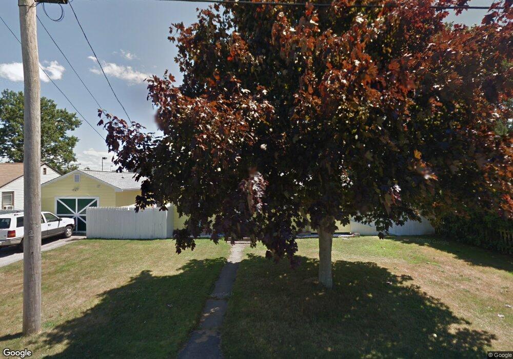 7 Casey Dr unit Main Home, Middletown, RI 02842 - photo 1