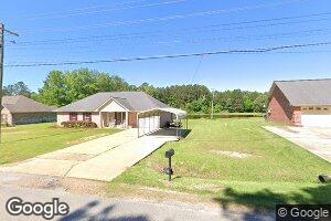 2421 Lone Oak Dr, West Point, MS 39773