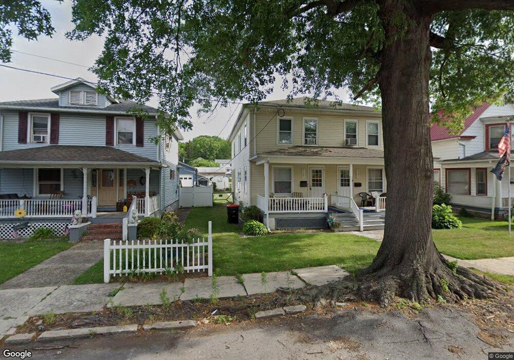 729 Hepburn St unit 731, Milton, PA 17847 - photo 1