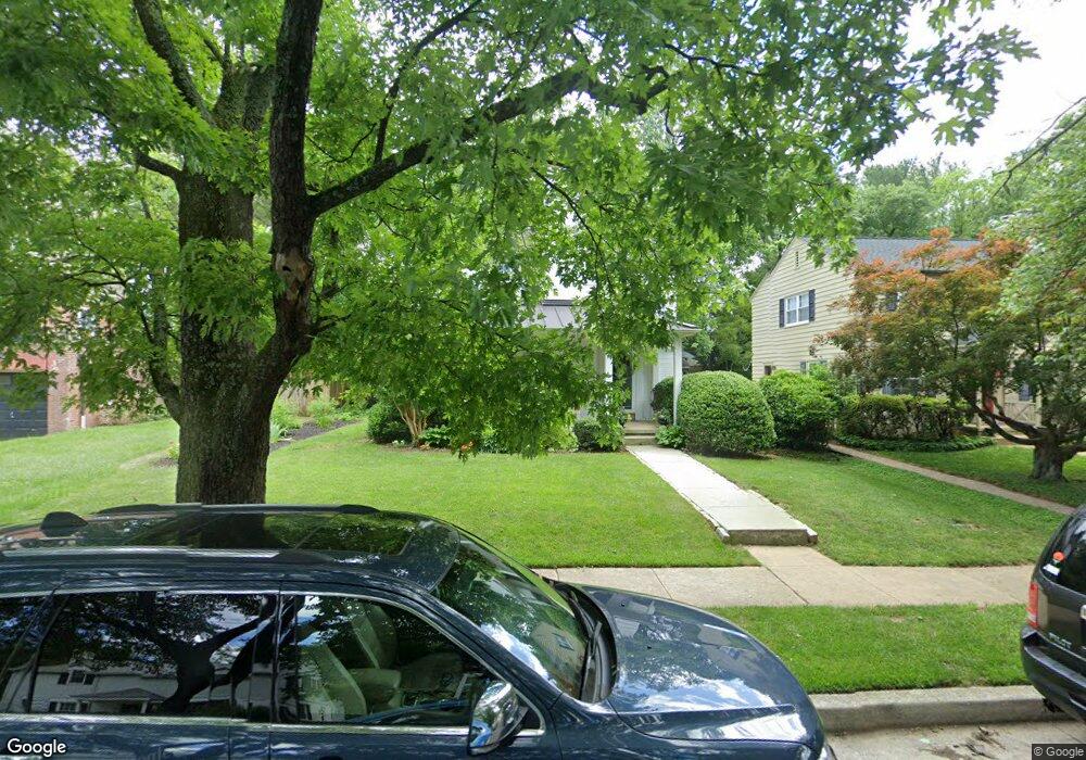 1209 Lake Falls Rd, Baltimore, MD 21210 - photo 1