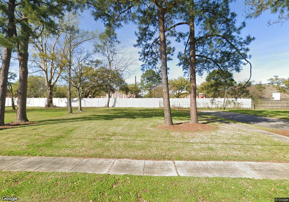 4528 Saint Ferdinand Dr, New Orleans, LA 70126 - photo 1