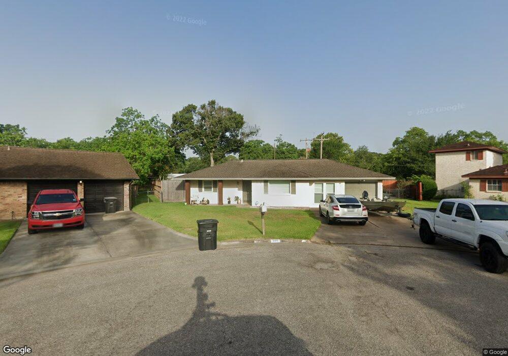 500 Allen Ct, Alvin, TX 77511 - photo 1