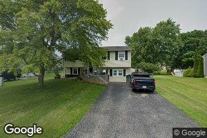 107 Royalton Dr, Minoa, NY 13116