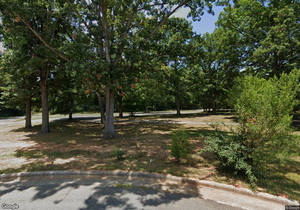 400 Quaker Dr, Asheboro, NC 27203 - photo 1