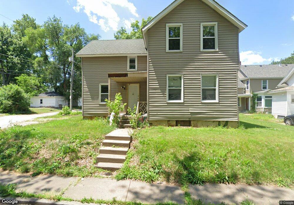 1722 Scott St, Davenport, IA 52803 - photo 1