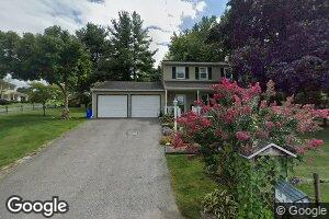 2 Eric Rd, Ronks, PA 17572