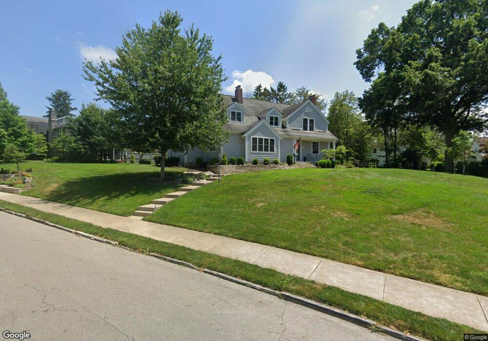 317 E Torrence Rd, Columbus, OH 43214 - photo 1