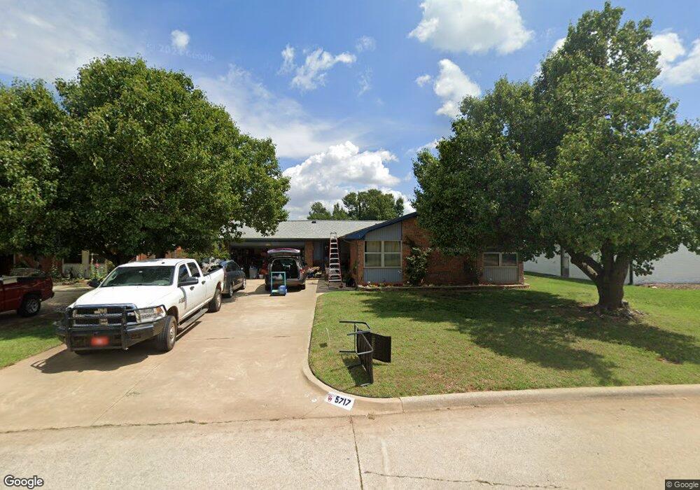 5717 NW 67th St, Warr Acres, OK 73132 - photo 1