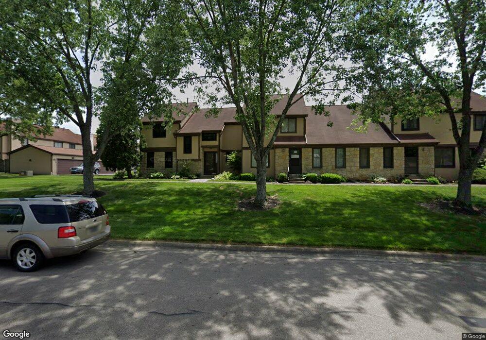 508 Camdenway Ct unit D, Columbus, OH 43213 - photo 1