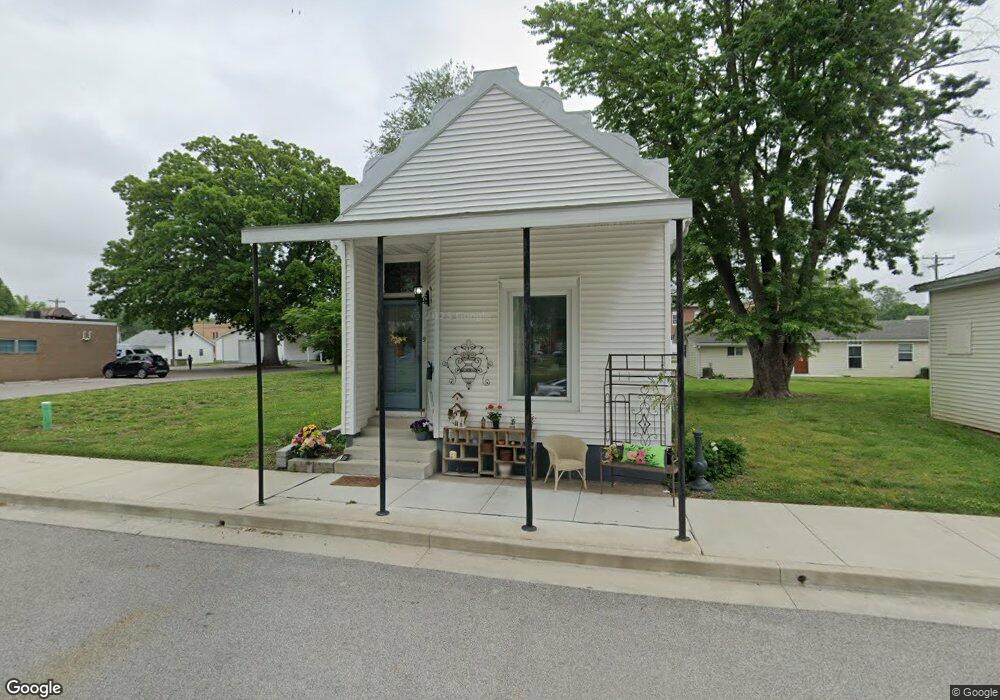 9 S Belleville St, Freeburg, IL 62243 - photo 1