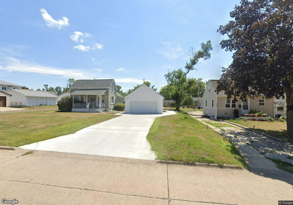 917 20th Ave SW, Cedar Rapids, IA 52404 - photo 1