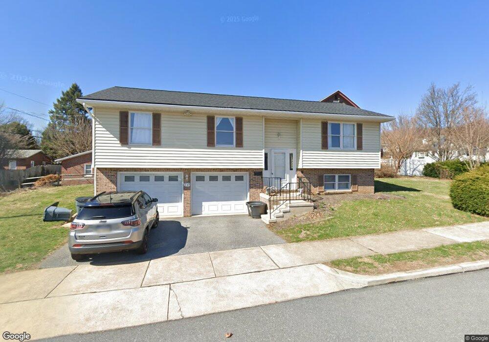 247 E Elm St, Reading, PA 19607 - photo 1