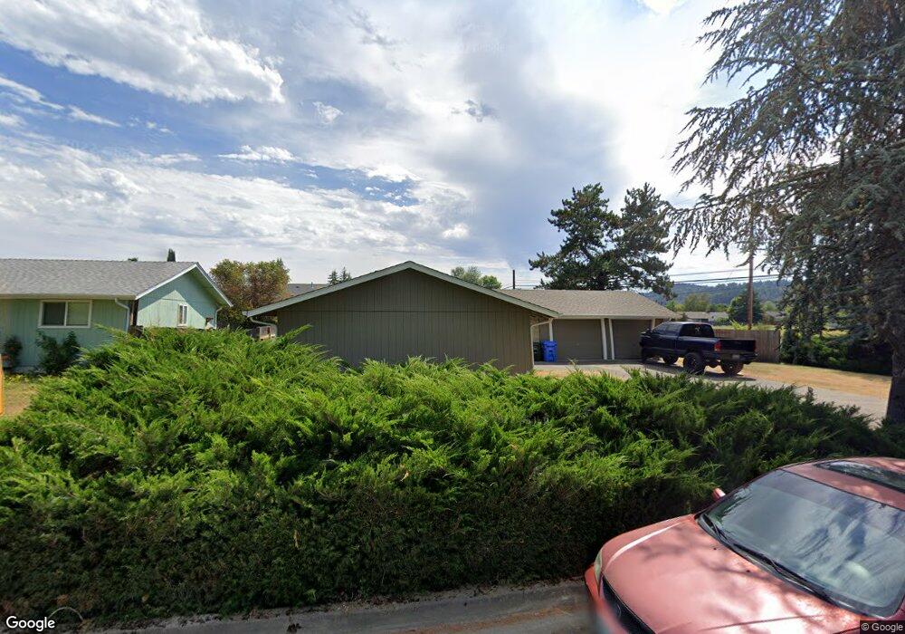 308 Opal St, Sutherlin, OR 97479 - photo 1