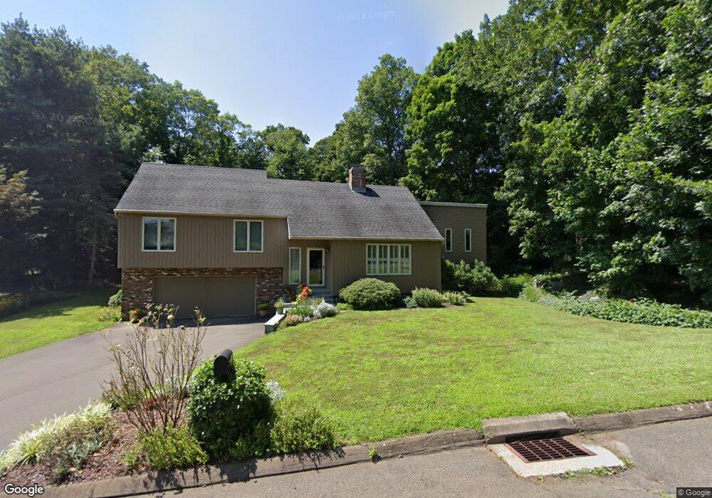 35 Windfall Ln, Guilford, CT 06437 - photo 1