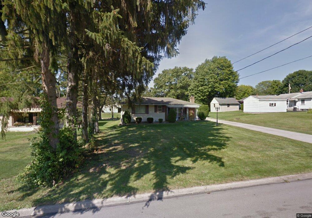 677 8th St, Struthers, OH 44471 - photo 1