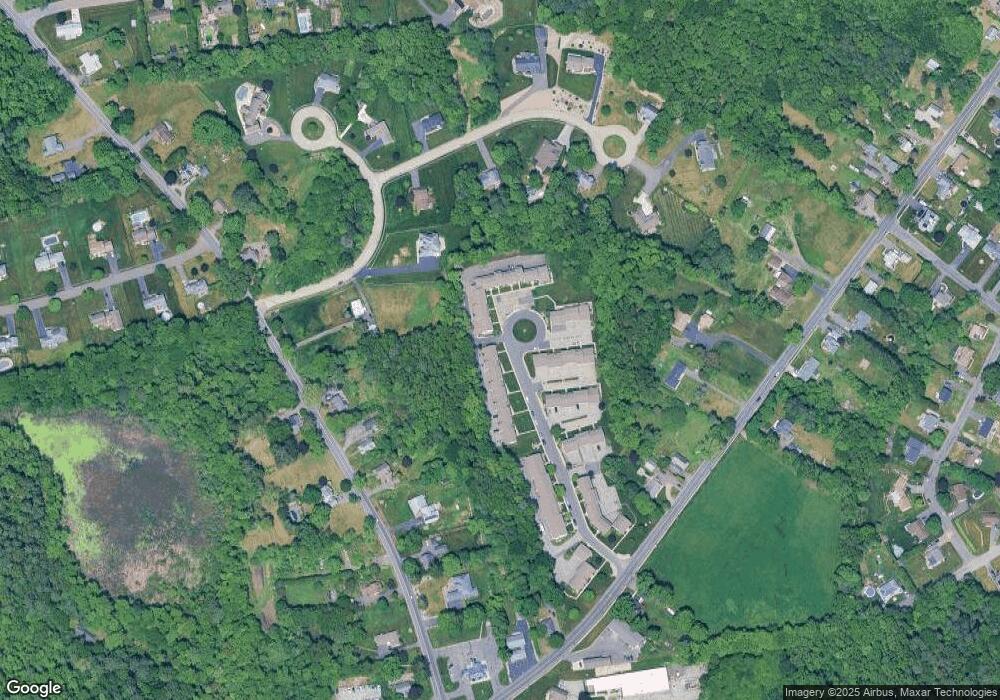 901 Meadowecrest Cir unit 901  900, Ludlow, MA 01056 - photo 1