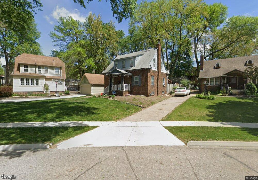 915 37th St, Des Moines, IA 50312 - photo 1
