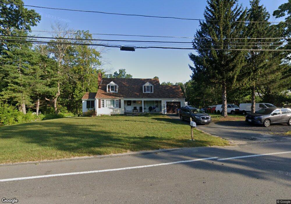 113 Uxbridge Rd, Mendon, MA 01756 - photo 1