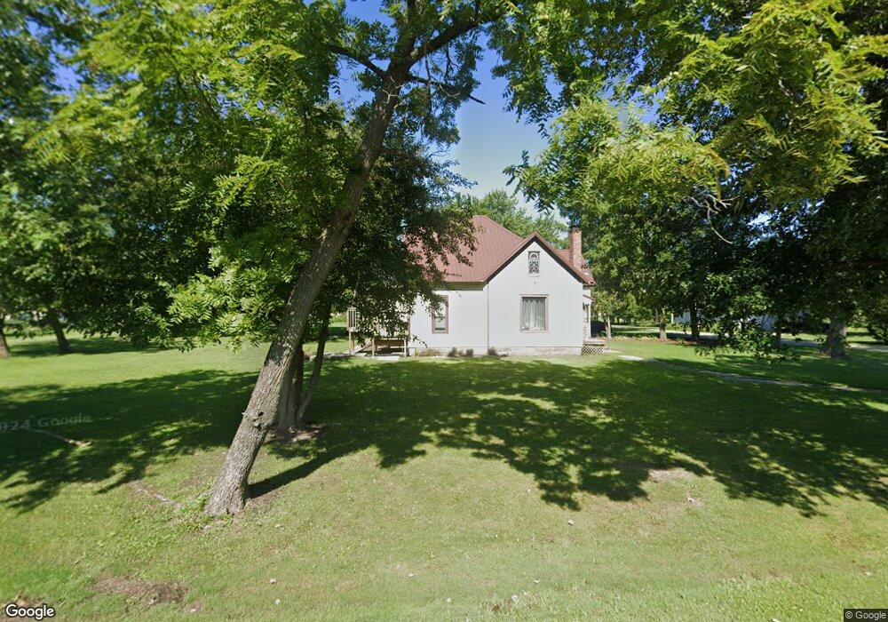 202 S West St, Shumway, IL 62461 - photo 1