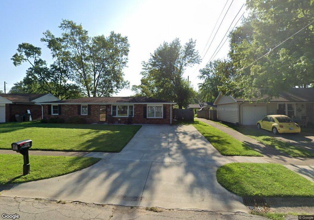 1923 Chandler Ln, Columbus, IN 47203 - photo 1